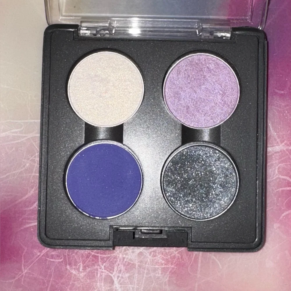 MAC pandemonium eyeshadow quad